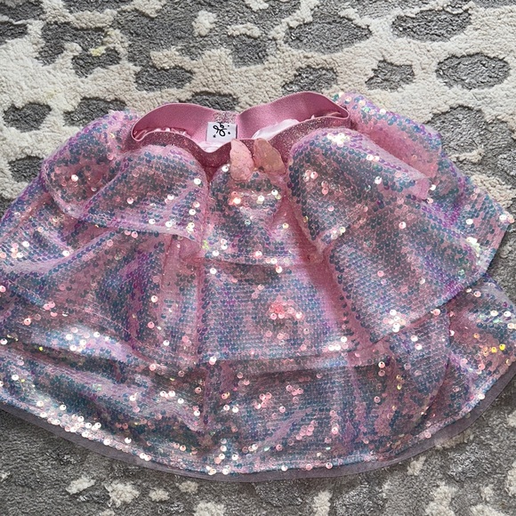 Lola + The Boys Sparkling Pink Sequin Skirt - Picture 4 of 4